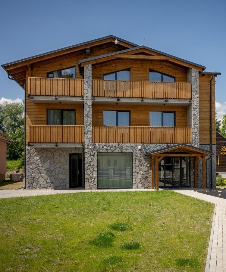 Berg Liptov Hotel Liptovsky Mikulas Exterior photo