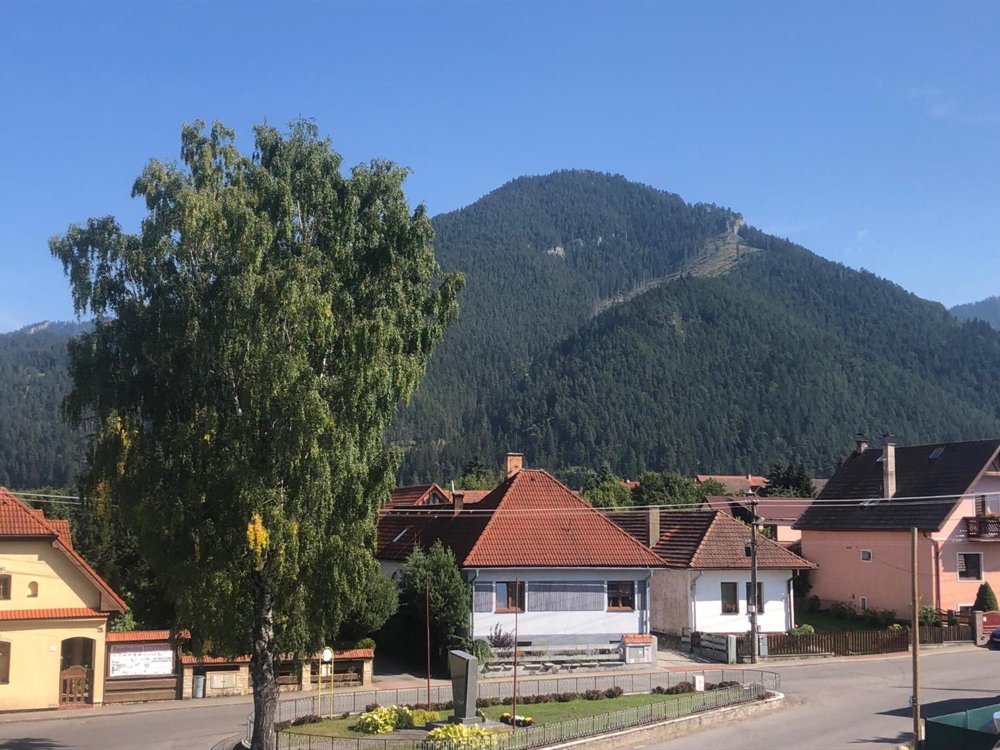 Berg Liptov Hotel Liptovsky Mikulas Exterior photo